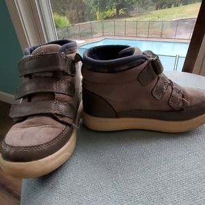 Oshkosh B'gosh toddle boot